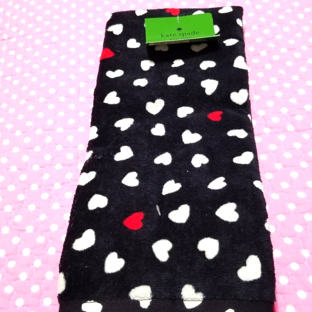 Kate Spade kitchen/Hand towels..(2) Heart Towels